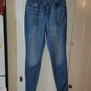 No Boundaries High Rise Blue Jeans